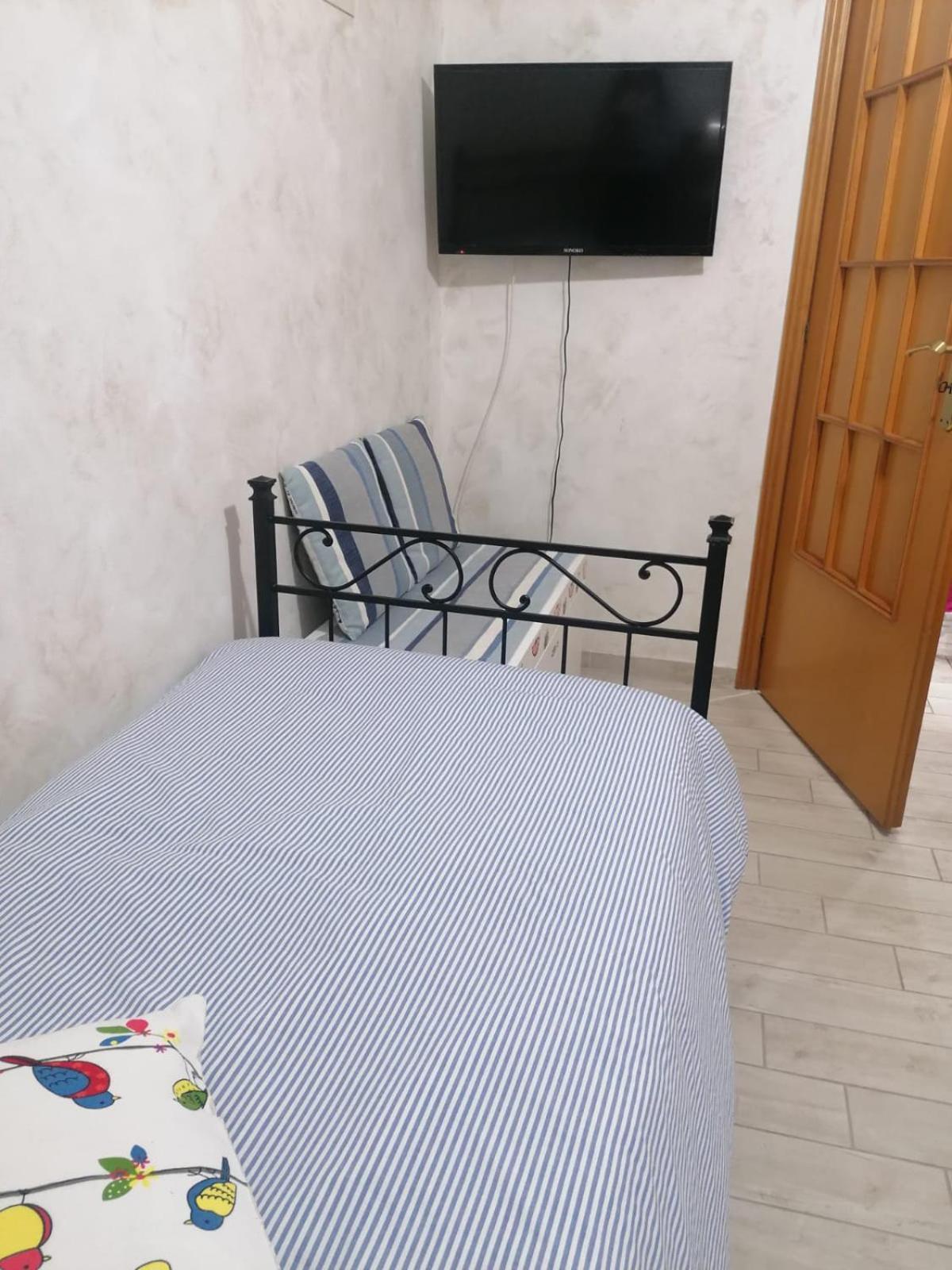 Casa Vacanza Sweet Home Giardini-Naxos Habitación foto